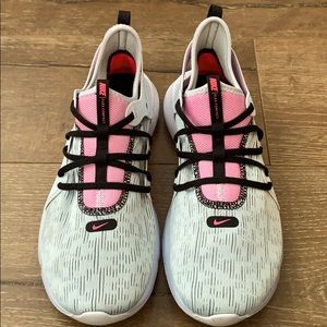 Nike Women’s Flex Contact 3 Slip On Running Shoe